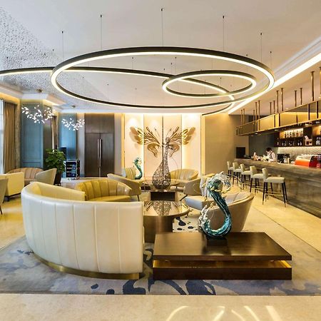 Grand Mercure Zhengzhou West Exteriör bild