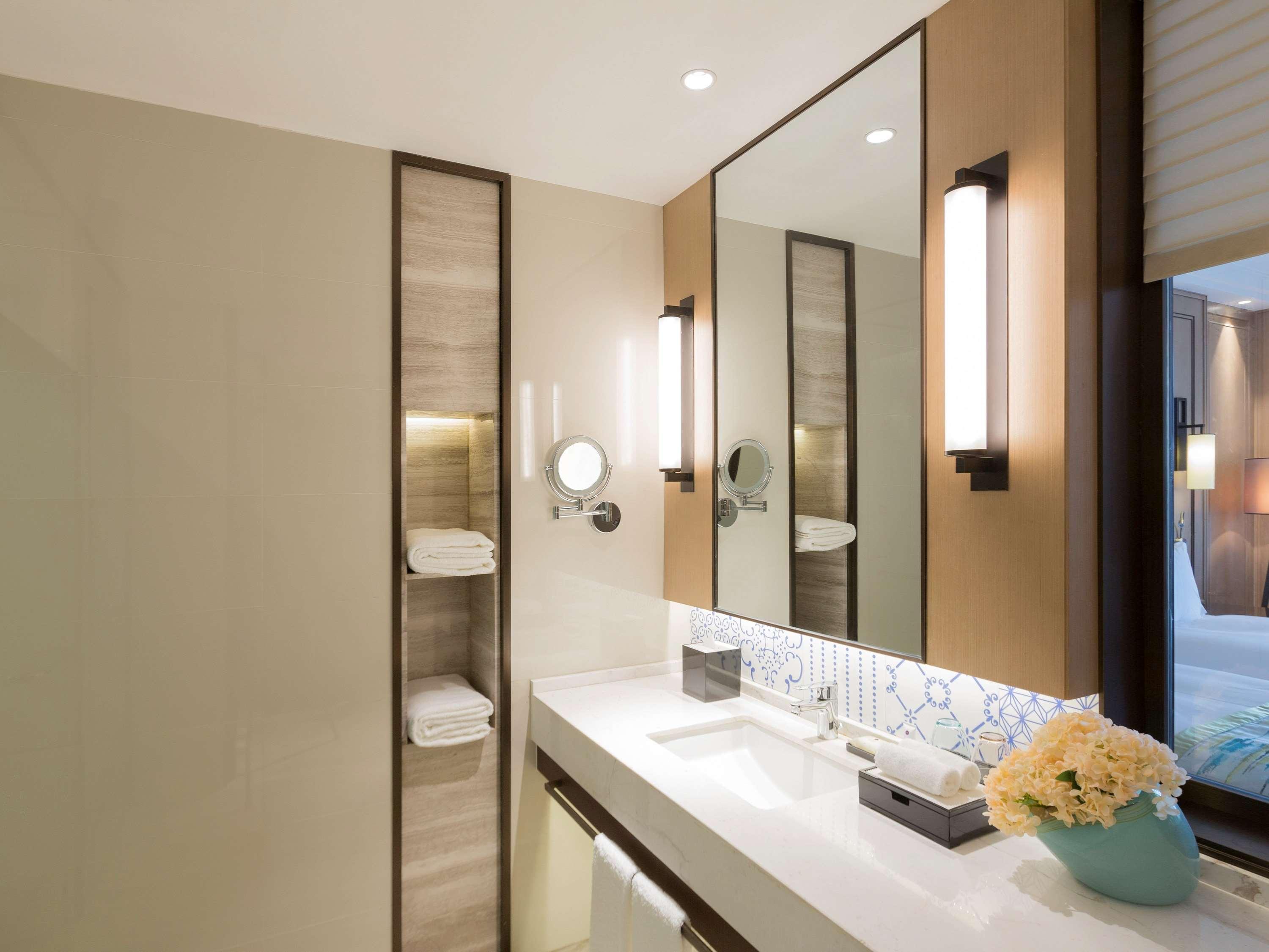Grand Mercure Zhengzhou West Exteriör bild