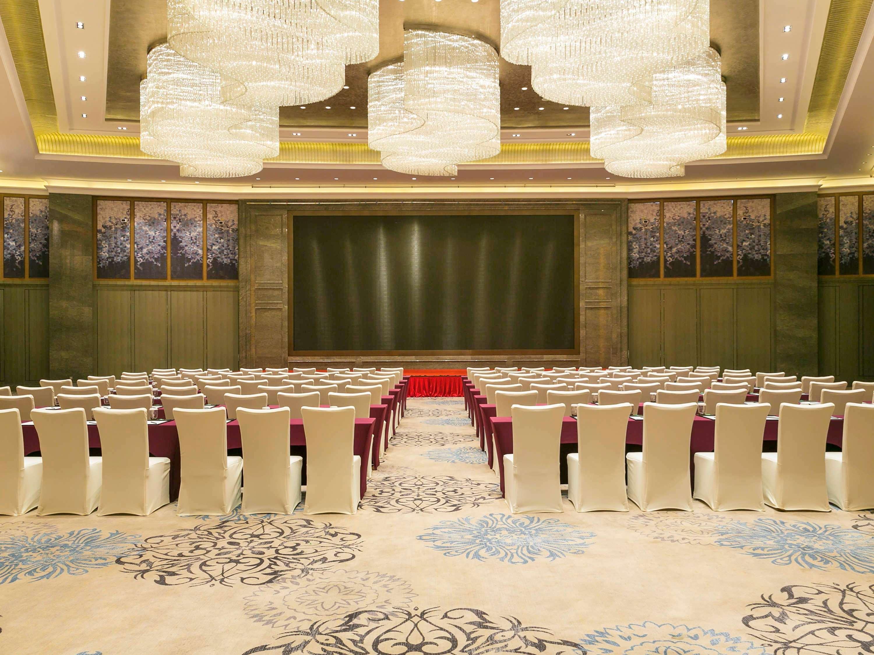 Grand Mercure Zhengzhou West Exteriör bild