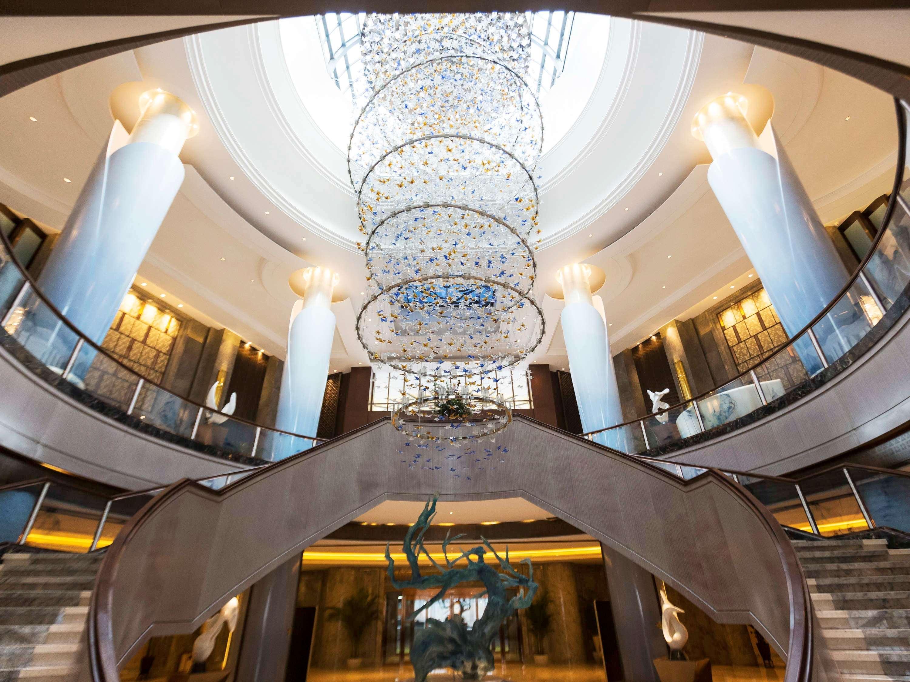Grand Mercure Zhengzhou West Exteriör bild