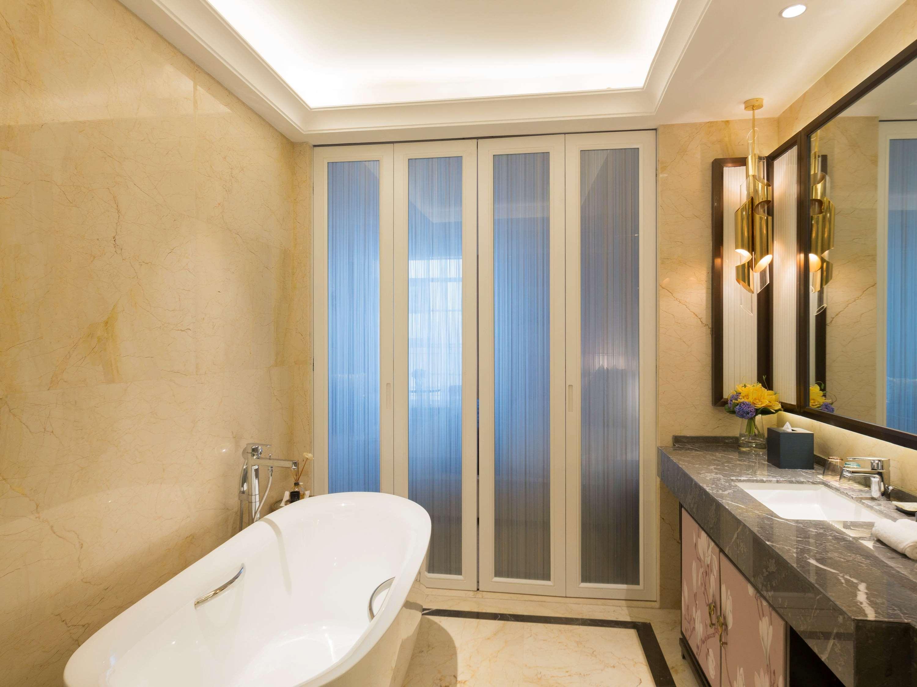 Grand Mercure Zhengzhou West Exteriör bild