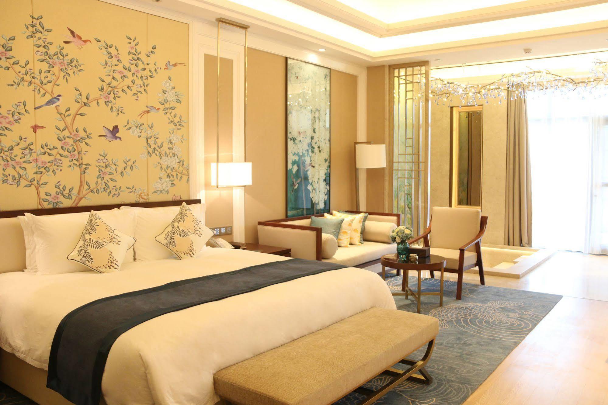 Grand Mercure Zhengzhou West Exteriör bild