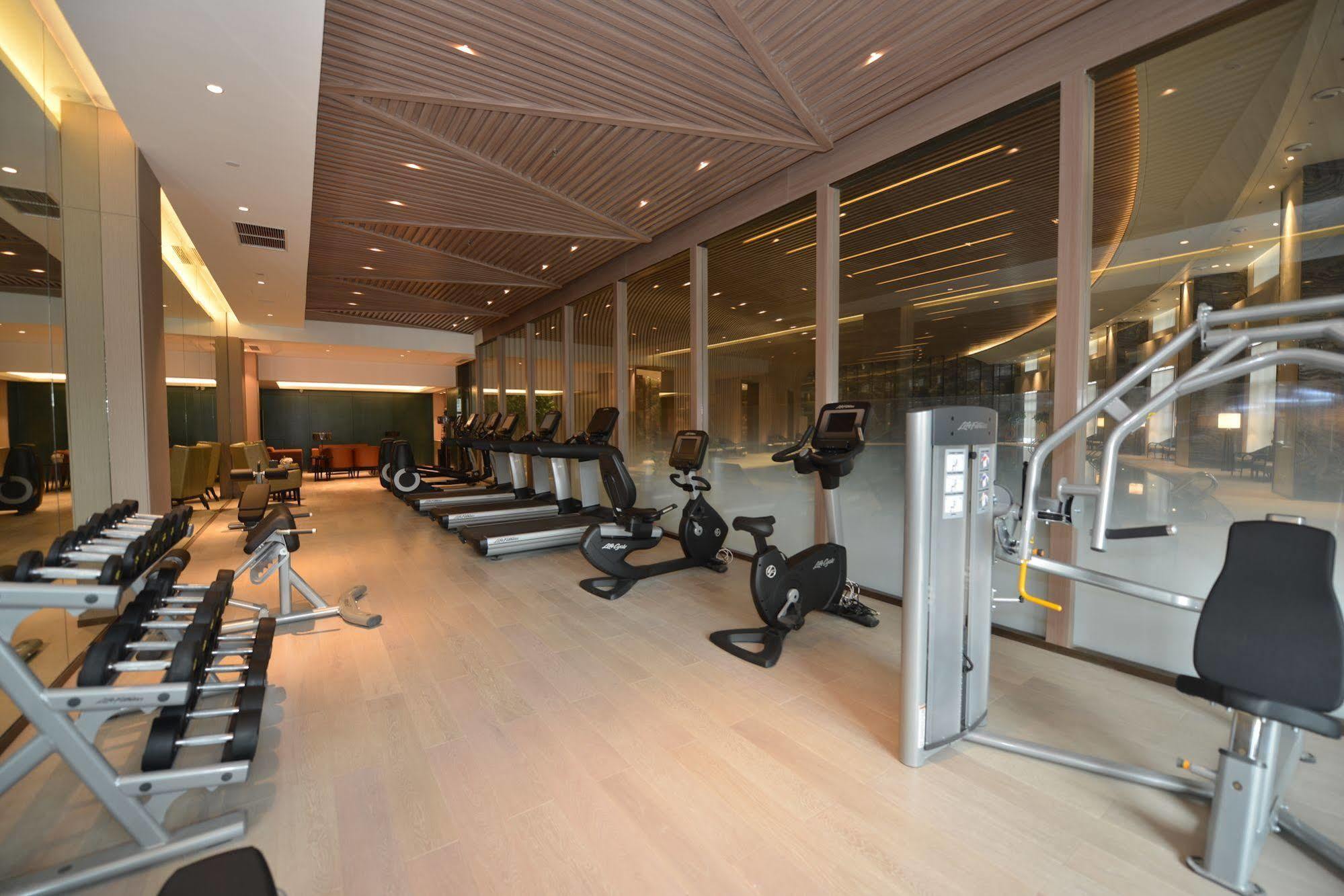 Grand Mercure Zhengzhou West Exteriör bild