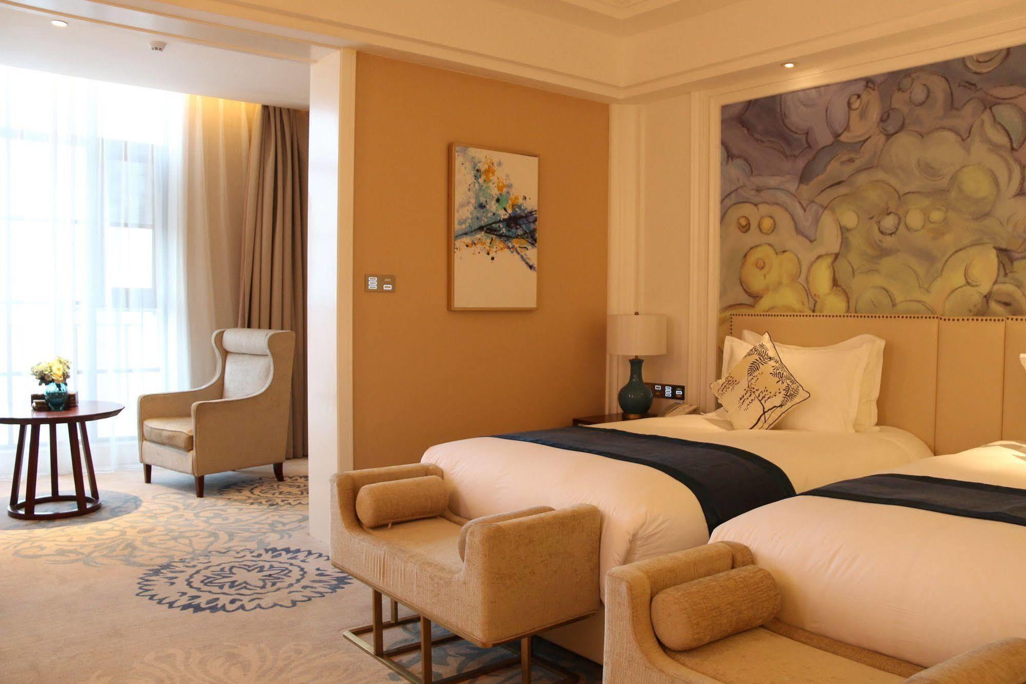 Grand Mercure Zhengzhou West Exteriör bild