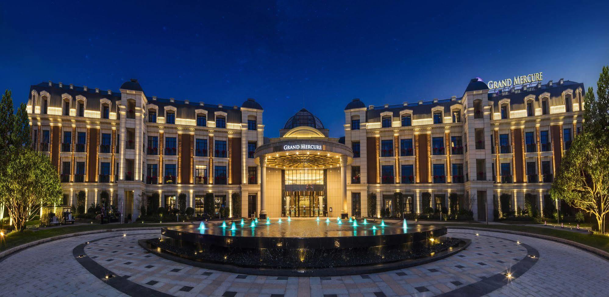 Grand Mercure Zhengzhou West Exteriör bild